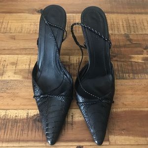 Vintage Gucci Pointed Toe Leather Croc Embossed Slingback Heels